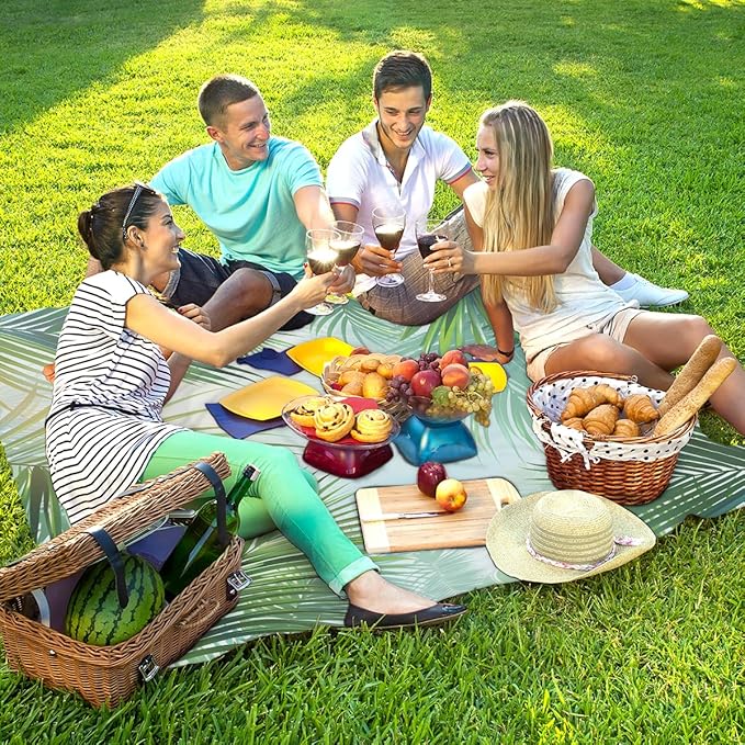 Waterproof Sandproof Beach Blanket 59''×68'' Popeye Leaves Polyester Outdoor Picnic Blanket with 4 Stakes &amp Storage Bag for BeachCampingVacation
