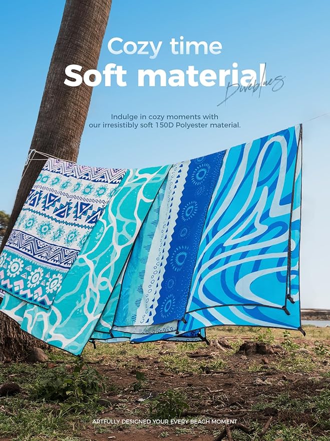 Diveblues Beach Blanket Oversized Extra Large 110 * 118/ 9 * 10 FtBeach Mat Waterproof SandproofSoft and Durable Picnic Mat for Travel Camping Beach Vacation4 Stakes &amp 1 Travel Bag