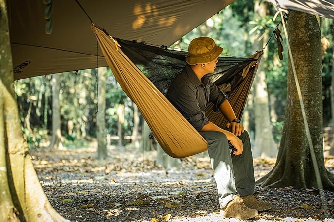 OneTigris KOMPOUND Camping Hammock with Net Lightweight Portable Hammock with Warm Internal Cover &amp Tree Friendly Straps for Backpacking Camping Hiking Travel Beach Backyard