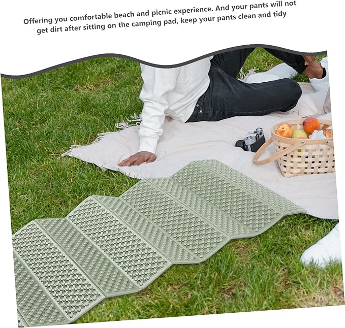 Totority Foldable Outdoor Camping Cushion Thick Picnic Mat Multi-use Sitting Pad Green Aluminum Foil Mat for Hiking and Travel