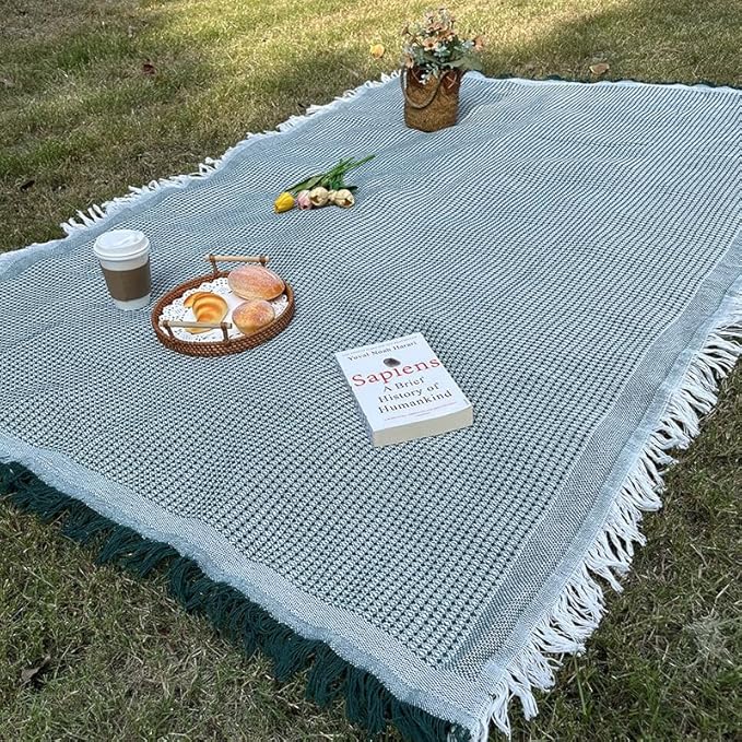 70x 70 Picnic Blanket Extra LargeLayer Outdoor Blanket for 5 to 7 AdultsCamping Grass Lawn Park Accessories Cute Couple Gifts Ideas Wedding Registry for Camping Park Beach (Green)