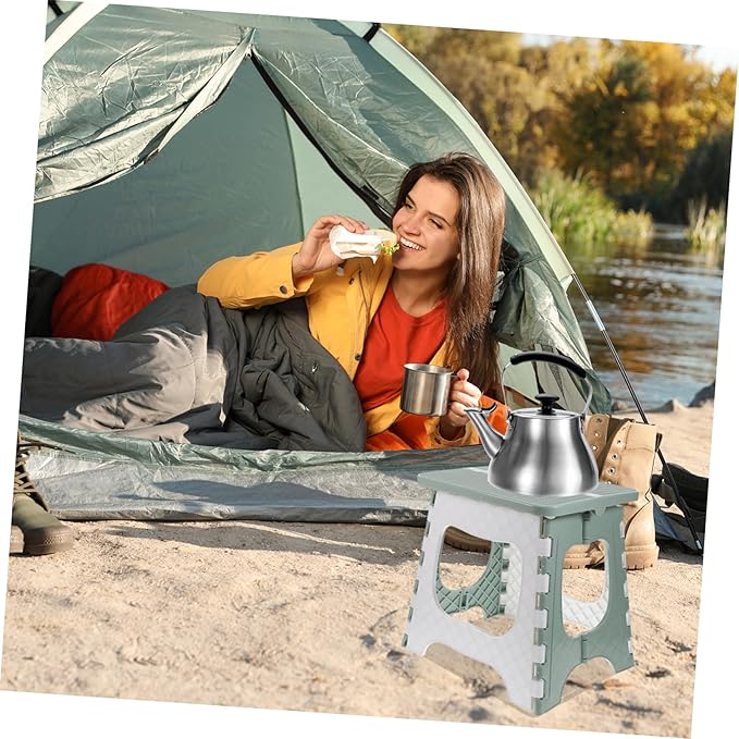 Sturdy Lightweight Plastic Folding Chair Collapsible for Outdoor Activities