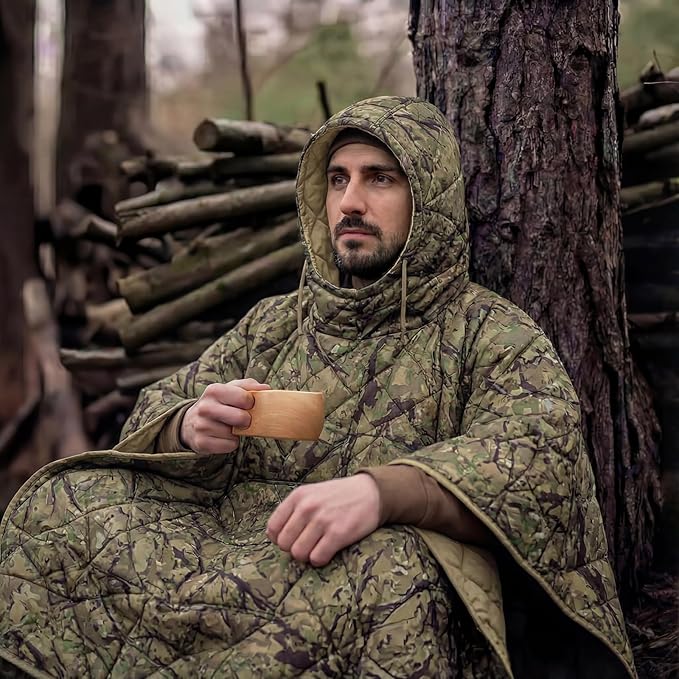 LOOGU Camo Blanket Waterproof Insulation Poncho Liner for Outdoor Camping Hiking Hunting Survival Backpacking Picnicking