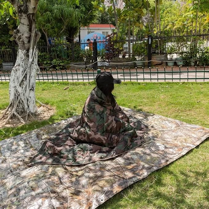 LOOGU Camo Blanket Waterproof Insulation Poncho Liner for Outdoor Camping Hiking Hunting Survival Backpacking Picnicking