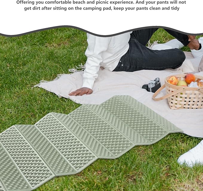 Camping Sleeping Pad Folding Outdoor Waterproof Foam Mat Green Aluminum Film Thickened Moisture-Proof Cushion for Hiking Picnic Camping