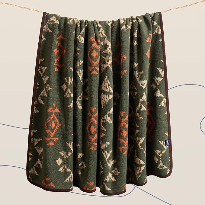 ACUSHLA Merino Wool Blanket - Soft Warm Thick Washable Large Throw Blanket for Camping Bed Couch Outdoor Travel All Weather Navajo Style Green 79X63