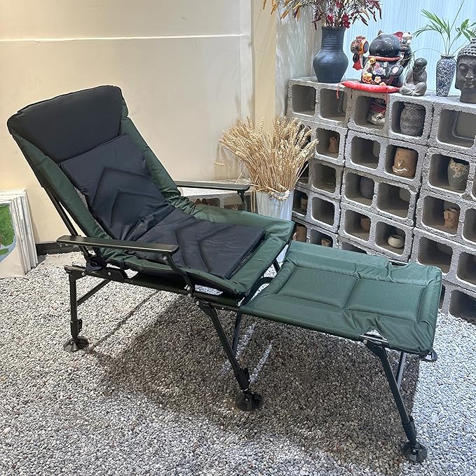 Camping Lounge Chair with Detachable Footrest Portable Folding Reclining Camping Chair with Adjustable backrest for Indoor and Outdoor Camping Beach Hiking Fishing Green+Black