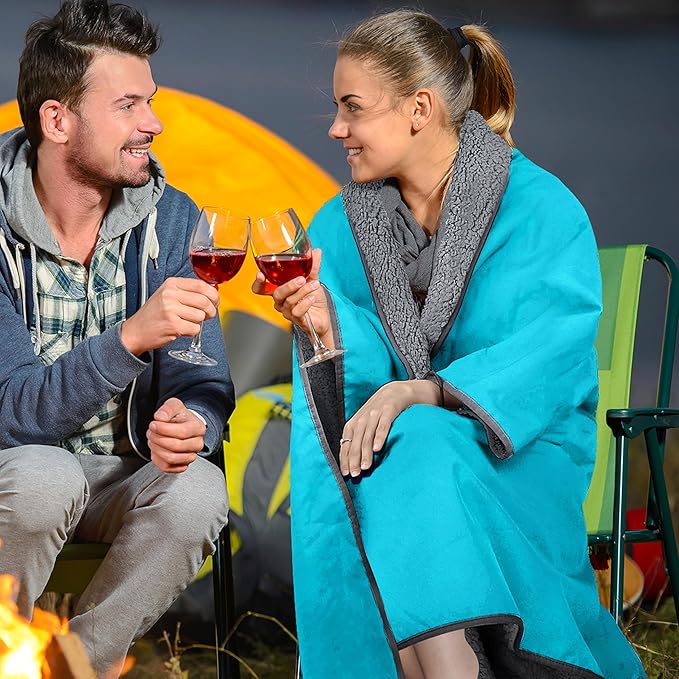 Tirrinia Waterproof Outdoor Blanket with Sherpa Lining Windproof Triple Layers Warm Comfy Foldable for Camping Stadium Beach Picnic Grass Concerts Car Dog 51''X 59'' &amp 59''X 80''