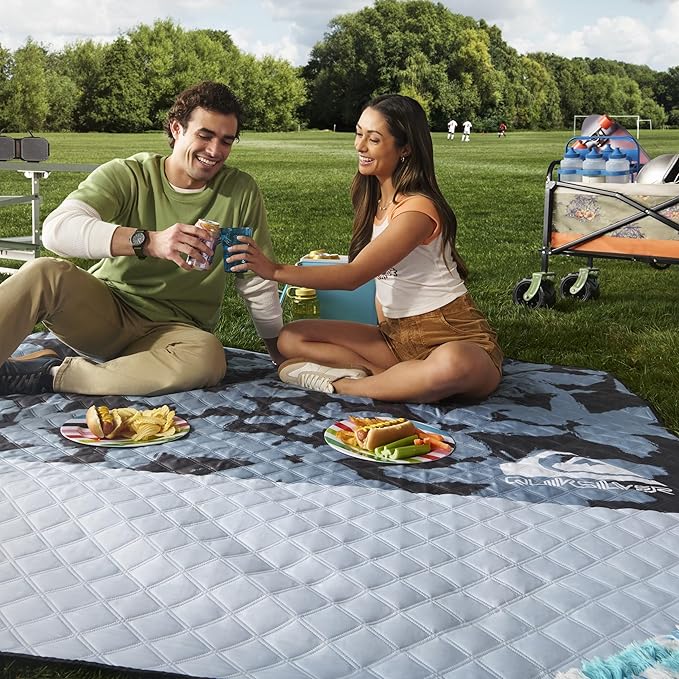 Quiksilver Sand-Free Beach Mat – Large Water-Resistant Outdoor Picnic Blanket Lightweight Foldable Mat for Beach Camping Park or Travel – Fits 4-6 People Quick-Dry Durable