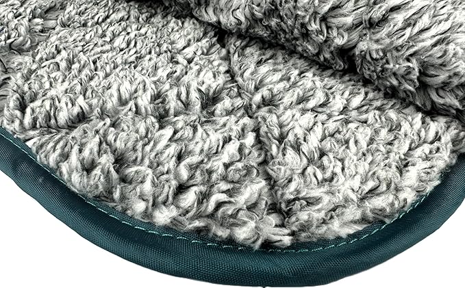 DOWN UNDER OUTDOORS Large Waterproof Windproof Extra Thick 350 GSM Quilted Fleece or Sherpa Stadium Blanket