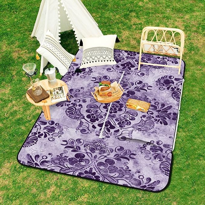 Zipper Purple Lace Pattern Style Picnic Mat Suitable for Travel Camping Park Or Home Use