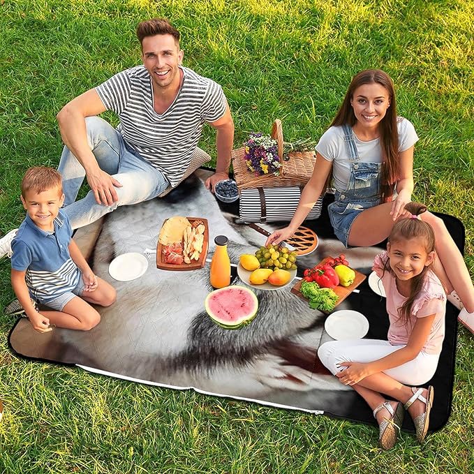 Husky Dog Beach Blanket Outdoor Packable Picnic Blanket with Zipper Folds Into Tote Bag Waterproof Picnic Mat Portable Beach Mat for Camping Hiking Festivals
