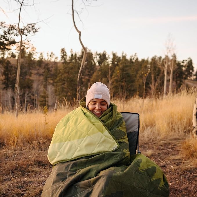 CORE Outdoor Weighted Blanket | Packable Waterproof Picnic Blanket Beach Mat Tent Camping Rug &amp Stadium Blanket | Large Portable 94 x 78 Quilt Design with Built-in Straps and Carry Handle