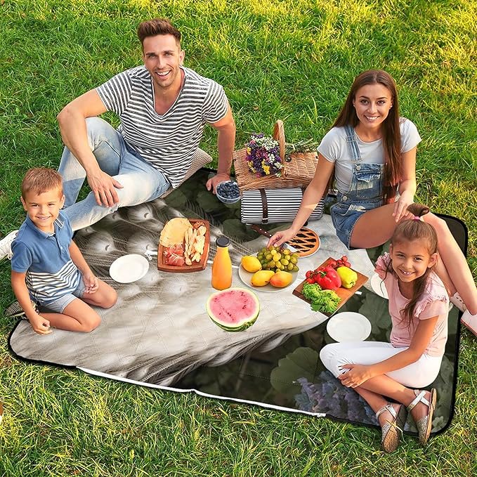 Zipper White Peacock Style Picnic Mat Suitable for Travel Camping Park Or Home Use