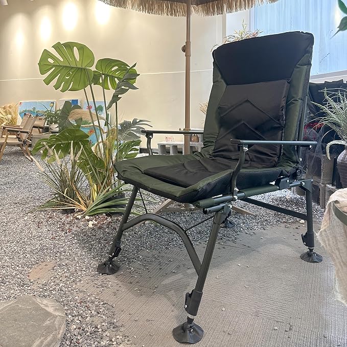 Camping Lounge Chair Portable Folding Reclining Camping Chair with Adjustable backrest for Indoor and Outdoor Camping Beach Hiking Fishing Green+Black