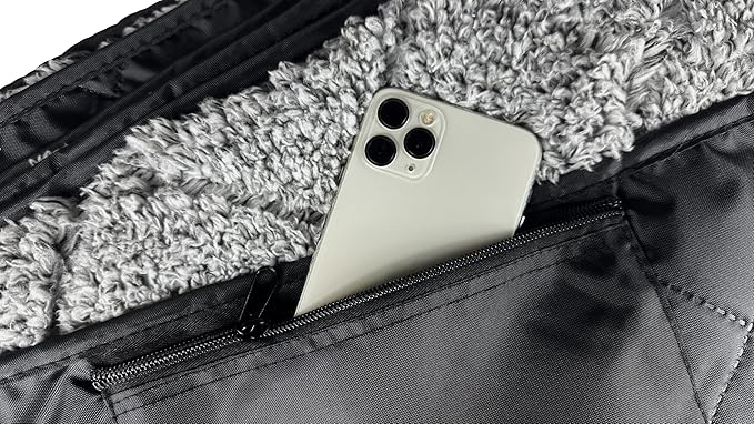 DOWN UNDER OUTDOORS Large Waterproof Windproof Extra Thick 350 GSM Quilted Fleece or Sherpa Stadium Blanket