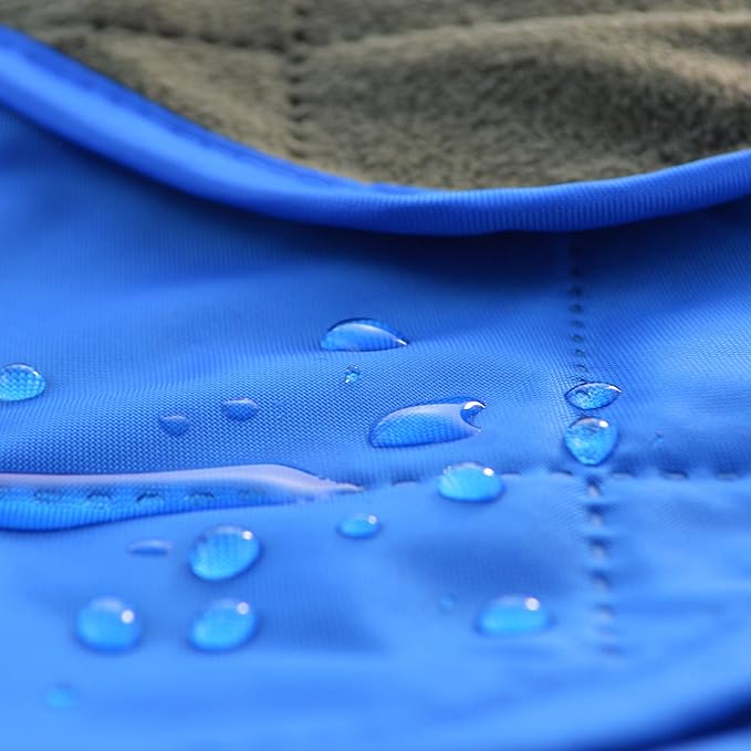 DOWN UNDER OUTDOORS Large Waterproof Windproof Extra Thick 350 GSM Quilted Fleece or Sherpa Stadium Blanket