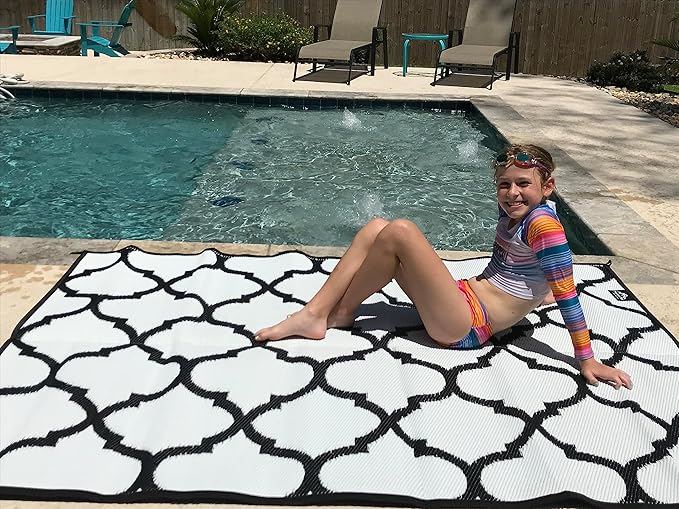 Mountain Mat 5x7 Black Lattice RV Mat – Extra Thick 5mm Recycled Poly Rug – Heavy-Duty Waterproof Reversible – Stylish Luxury Outdoor Rug for Camping Beach (Black Lattice NO Carry Bag 5'x7')