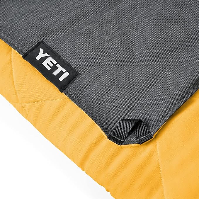 YETI Lowlands Blanket Multi-Use Blanket with Travel Bag