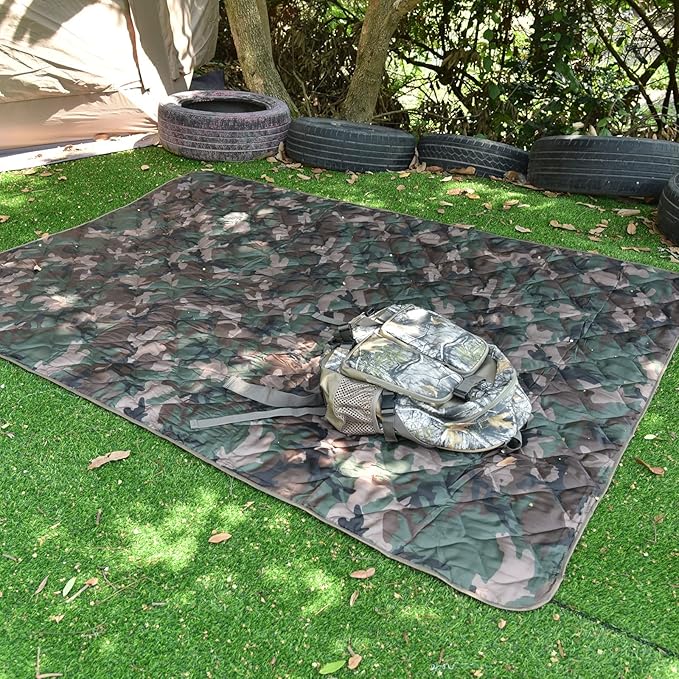 LOOGU Camo Blanket Waterproof Insulation Poncho Liner for Outdoor Camping Hiking Hunting Survival Backpacking Picnicking