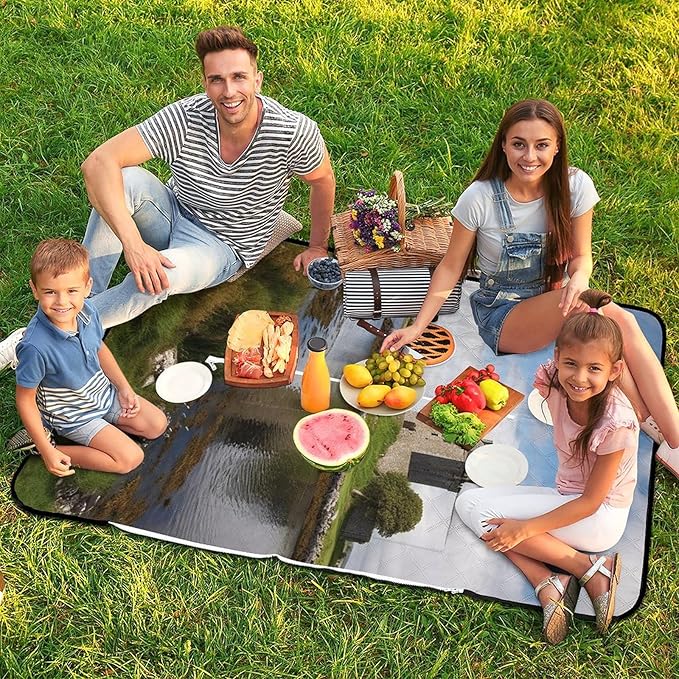 Zipper View of The Dunguaire Castle Style Picnic Mat Suitable for Travel Camping Park Or Home Use