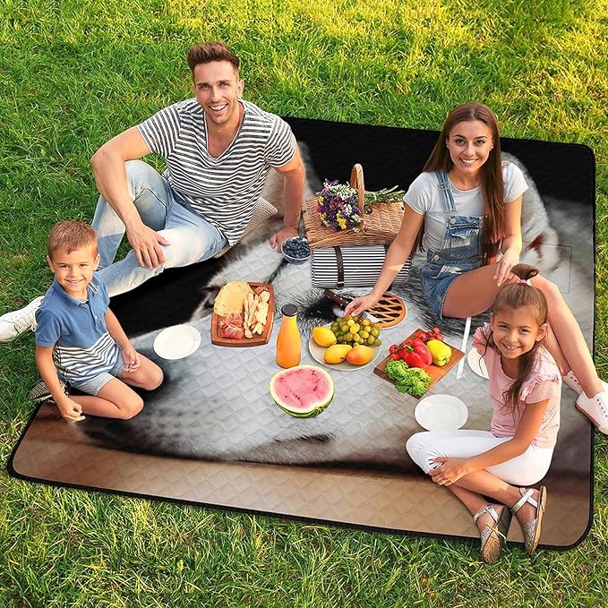 Husky Dog Beach Blanket Outdoor Packable Picnic Blanket with Zipper Folds Into Tote Bag Waterproof Picnic Mat Portable Beach Mat for Camping Hiking Festivals