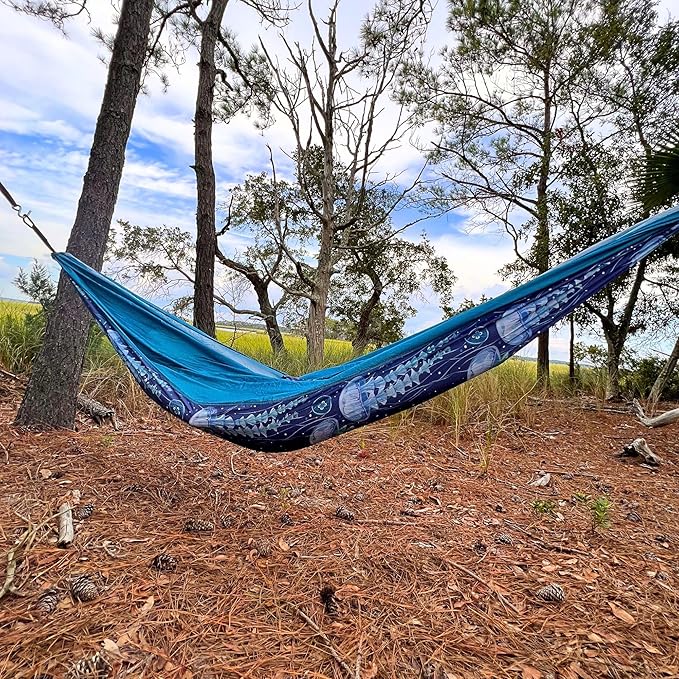 Nags Head Hammocks Double Jellyfish Camping Hammock with 2 Tree Straps Triple Stitched Durable Nylon Material Compact Design for Backpacking Travel Beach Backyard Patio Hiking